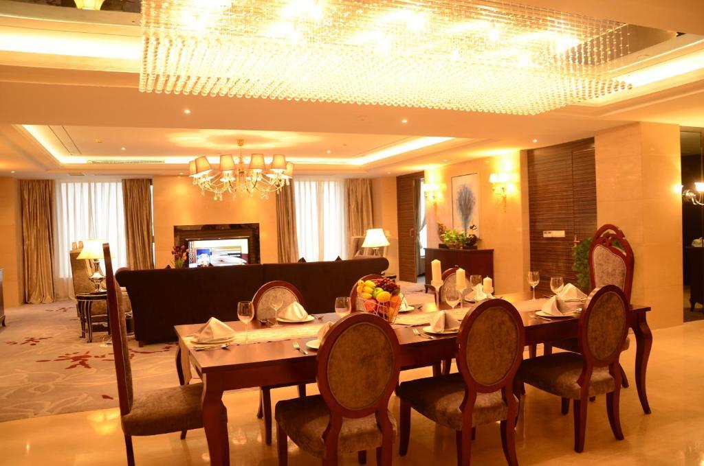 House International Hotel Chengdu Zewnętrze zdjęcie